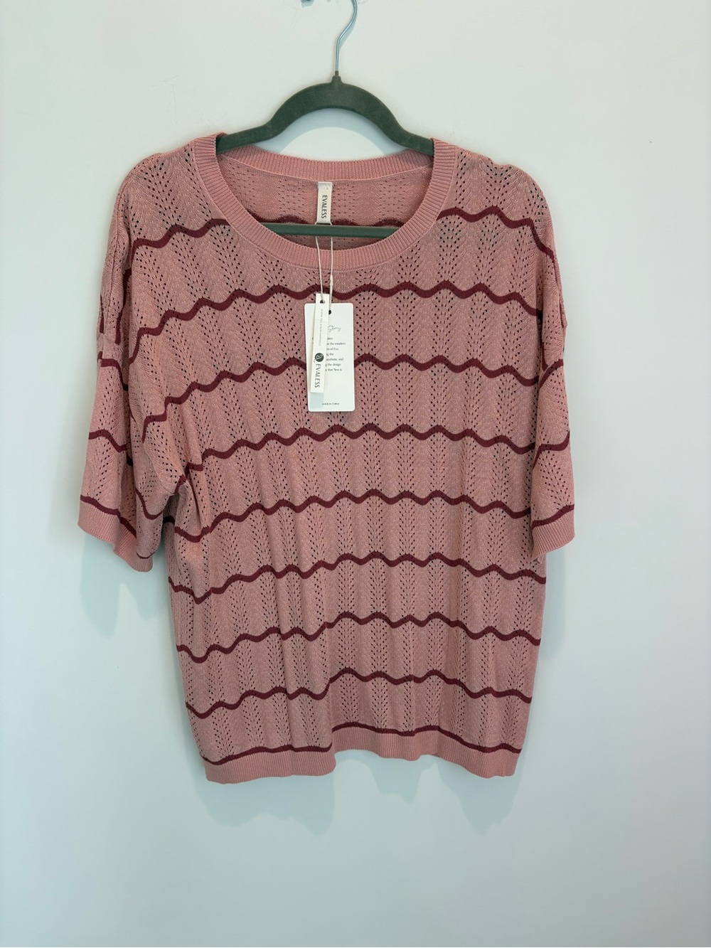 Light Rose Knit Short-Sleeve Wave Stripe Top -